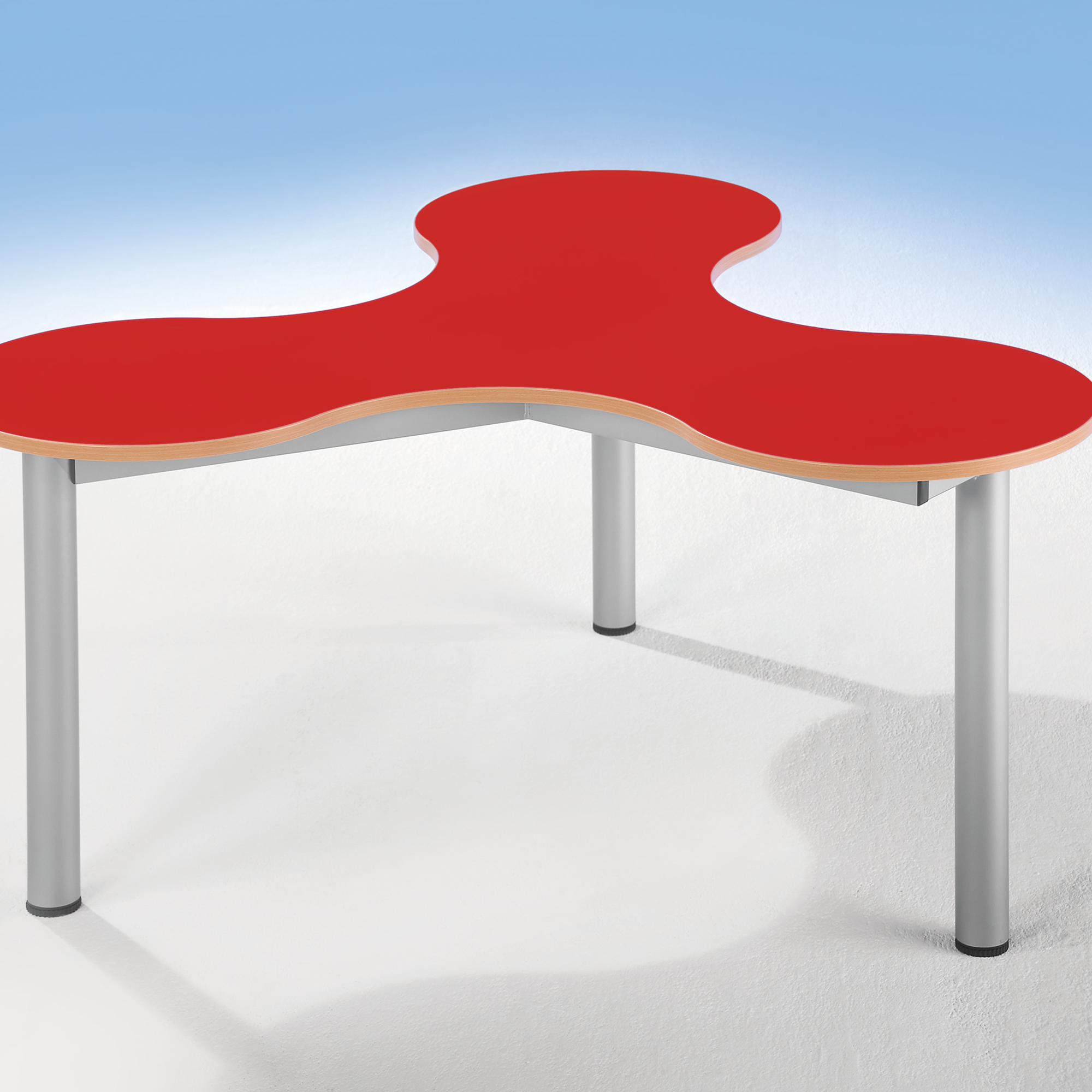 Kleeblatt driedubbele tafel Schooltafel met melamine blad, in hoogte verstelbaar